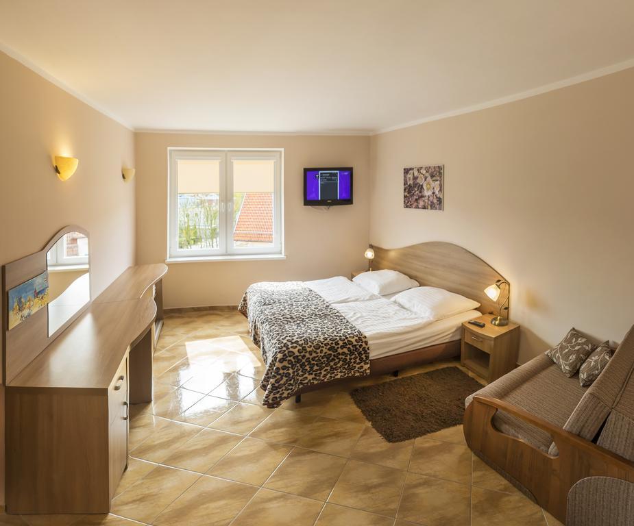 Apartamenty Rok Kolobrzeg Ngoại thất bức ảnh